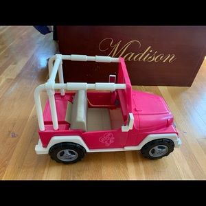 Our Generation Jeep and Bath Tub for AG dolls
